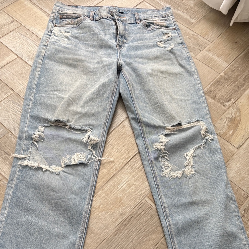 American Eagle Distressed Light Blue Women's Jeans sz 10
